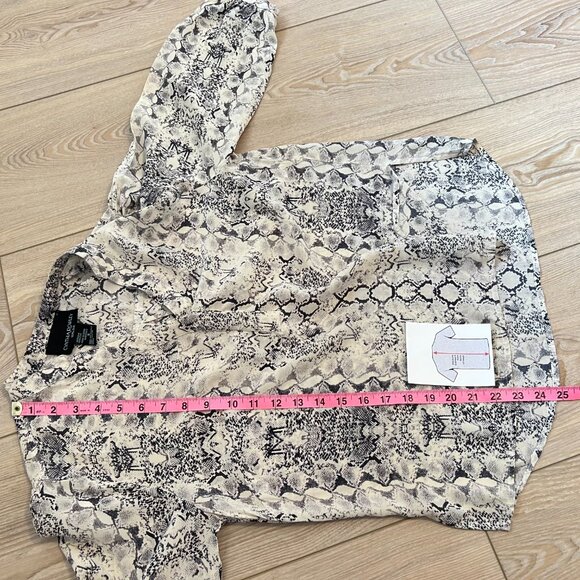 Lux & Chic Cynthia Rowley 100% Silk Button-Front Tunic | Cream Snake Print | S - Picture 10 of 16